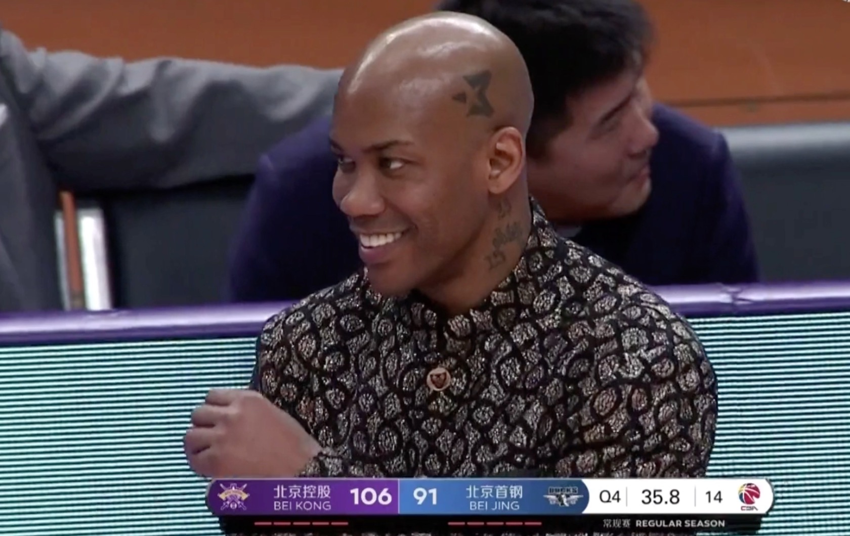 包含德罗巴在RNG比赛中败北，出色发挥引发热议！引发球迷热议的词条