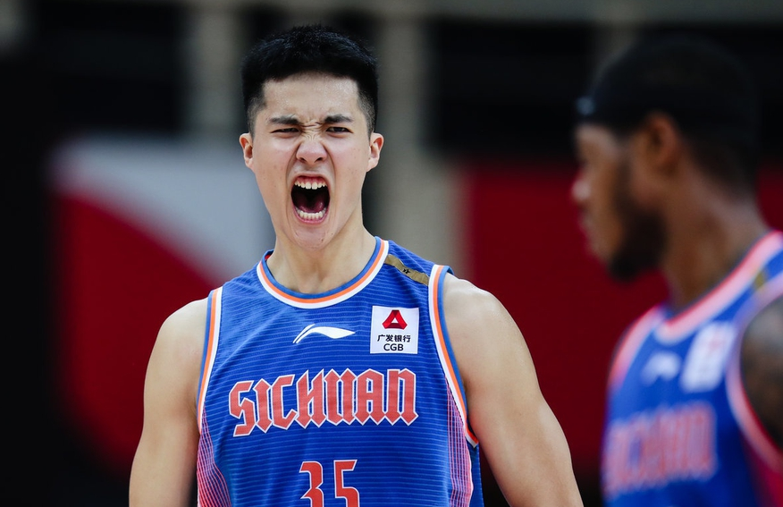 华盛顿奇才训练开放日，冲刺阶段状态回暖引欢呼，CBA季后赛在即，轮换策略成焦点的简单介绍